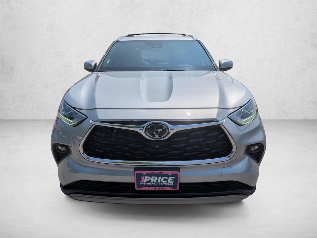 Used 2025 Toyota Highlander Platinum SUV