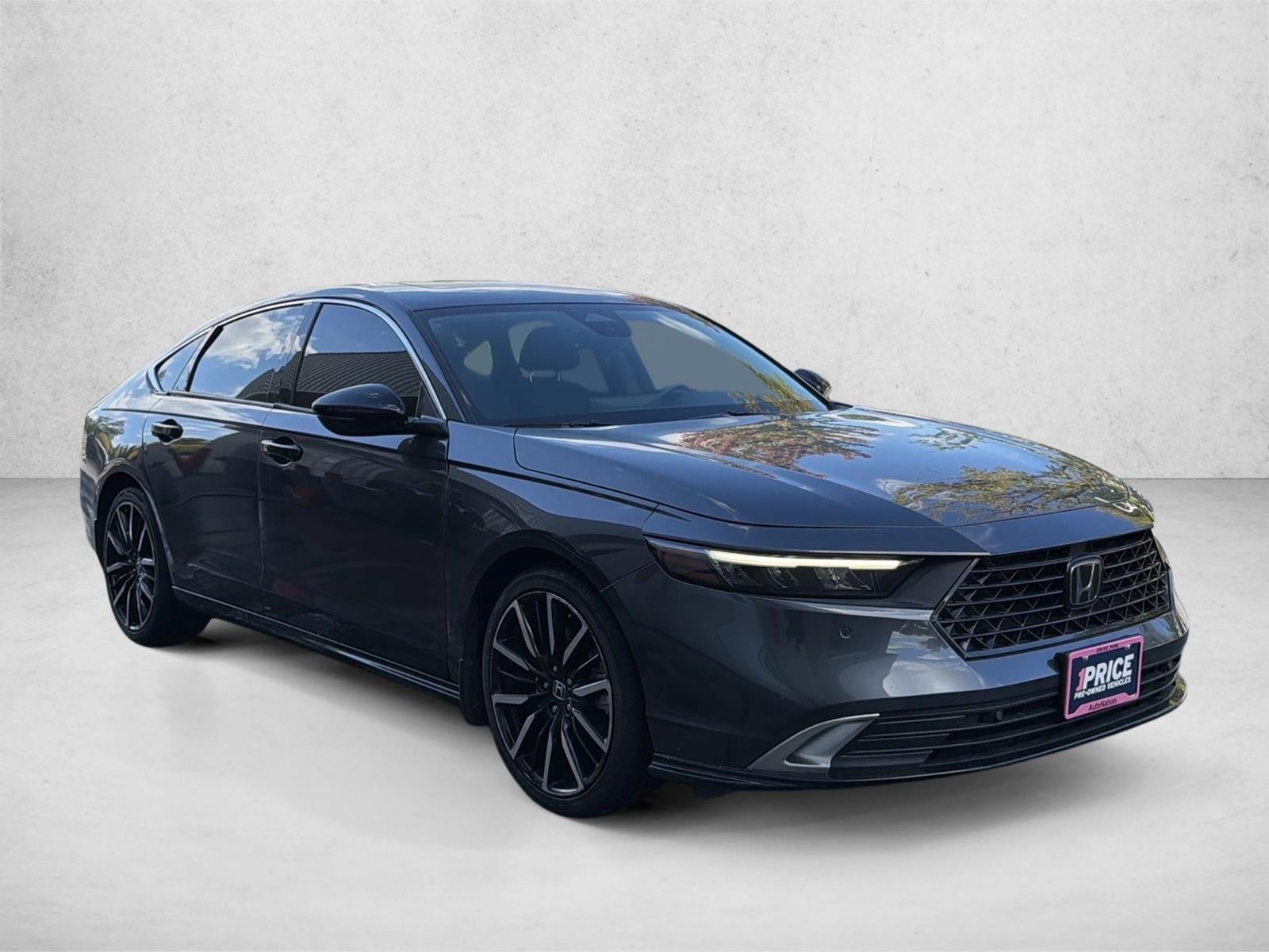Used 2023 Honda Accord Hybrid Touring w/BSI Sedan