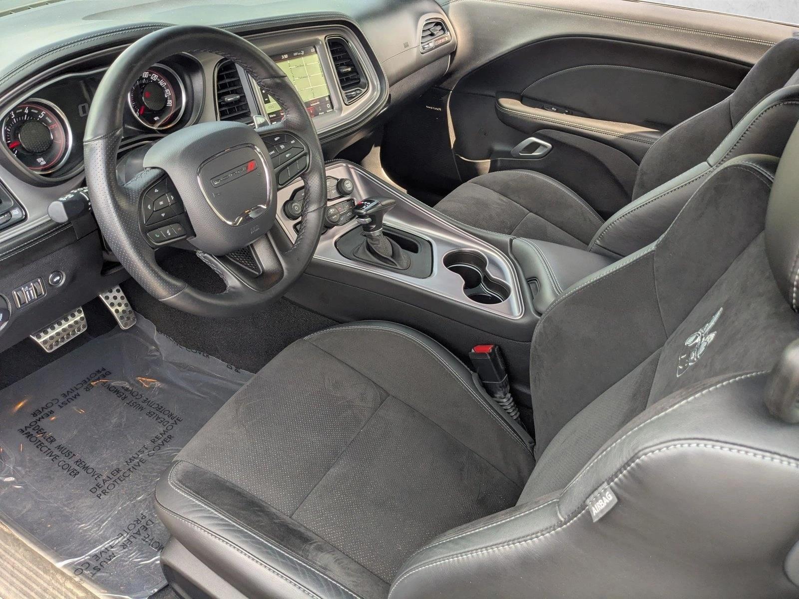 2023 Dodge Challenger R/T - Photo 11