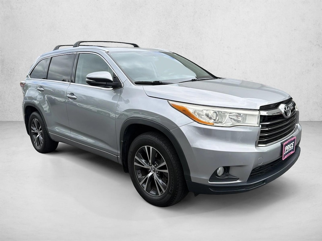 Used 2016 Toyota Highlander XLE V6 SUV