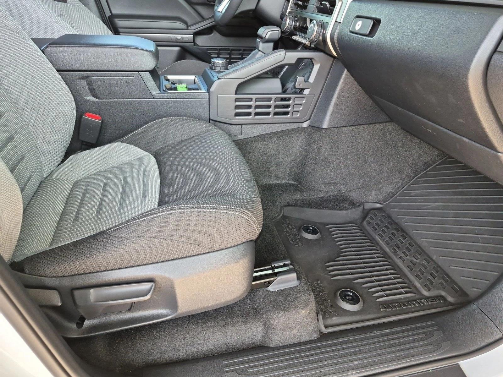 2026 Toyota 4Runner TRD Off-Road - Photo 20