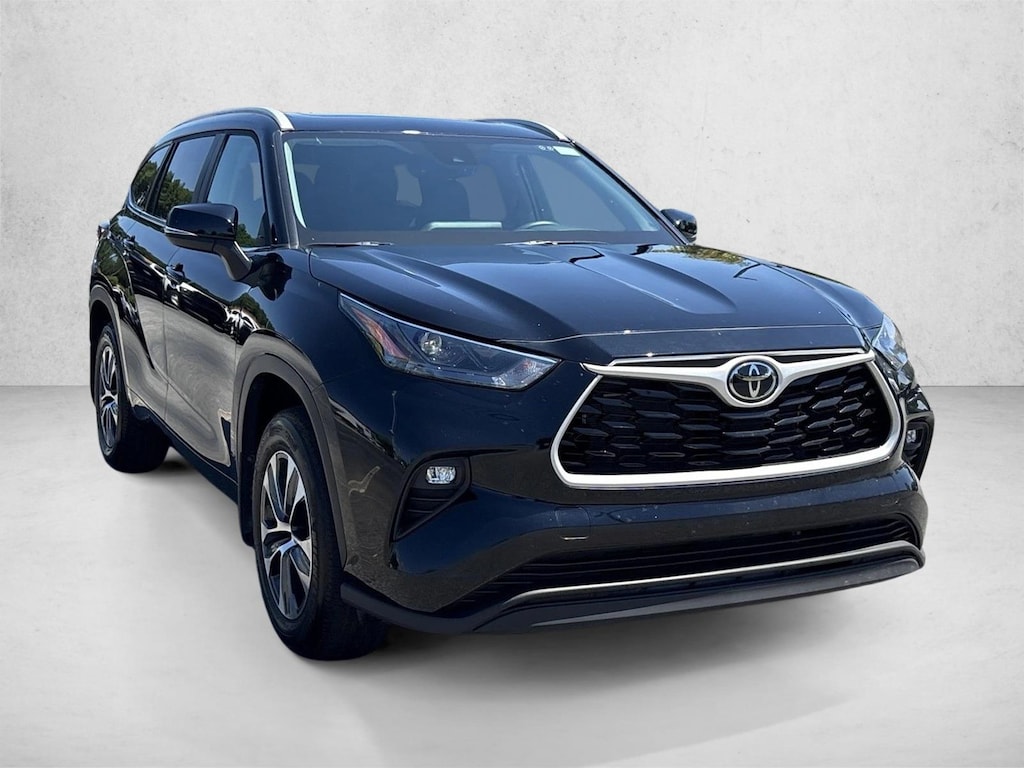 Certified 2026 Toyota Highlander XLE SUV