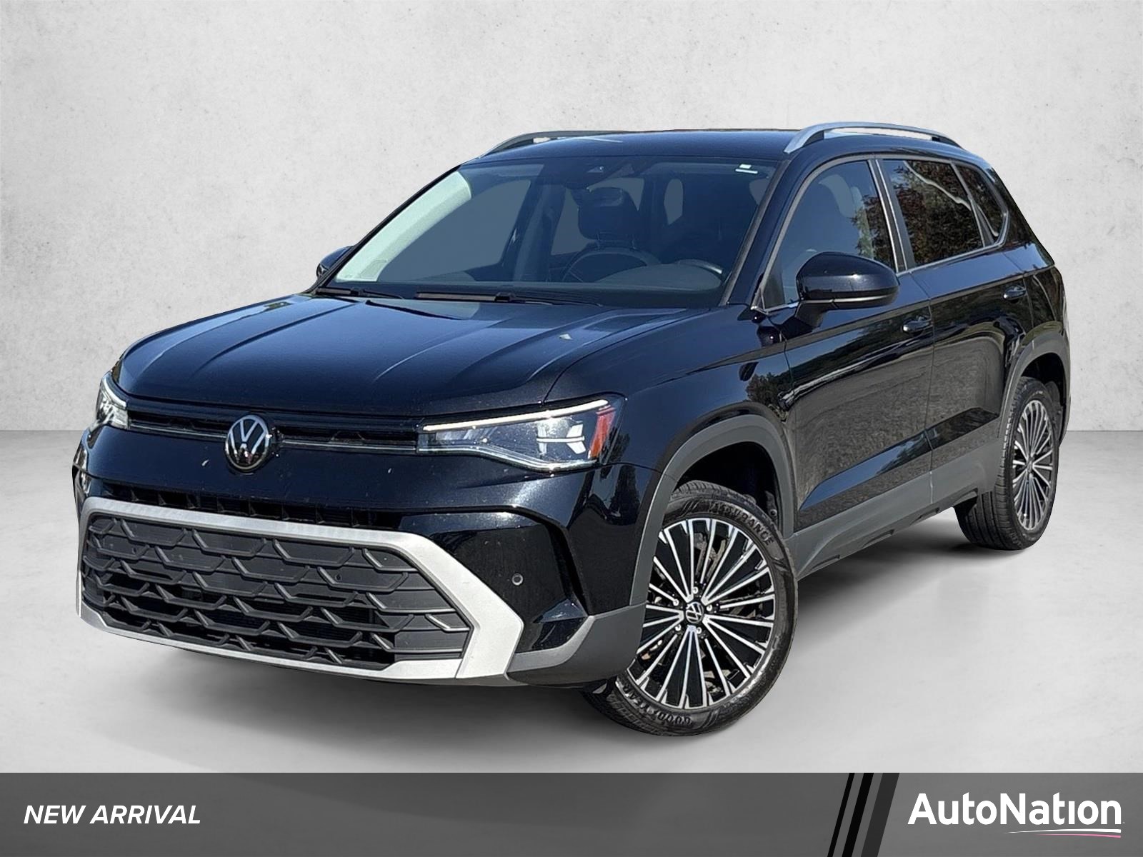 Used 2025 Volkswagen Taos 1.5T SE SUV