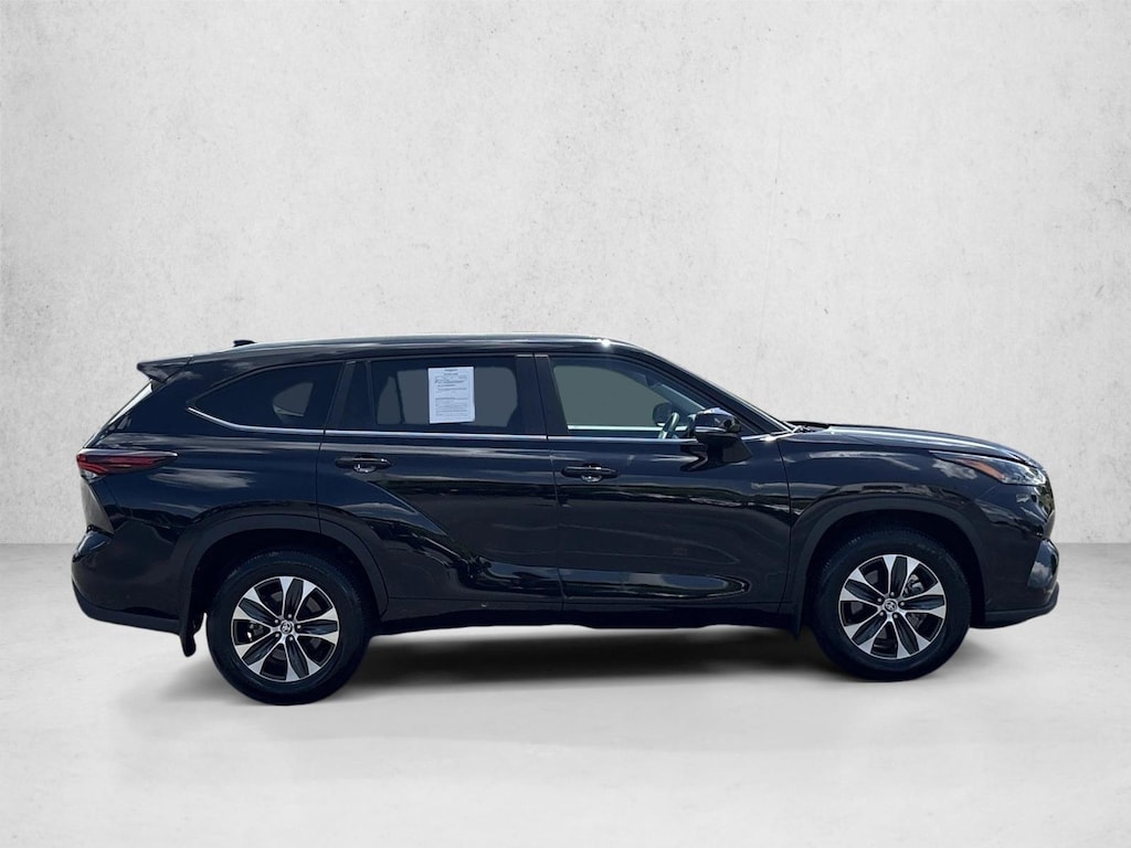 Certified 2026 Toyota Highlander XLE SUV