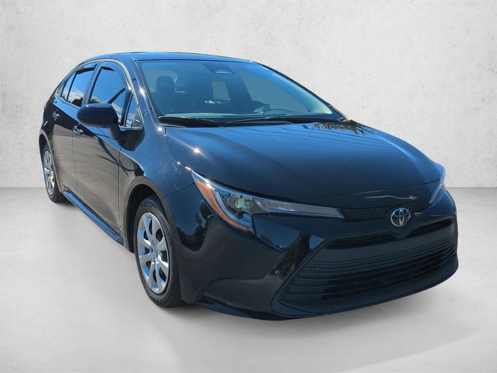 Certified 2025 Toyota Corolla LE Sedan