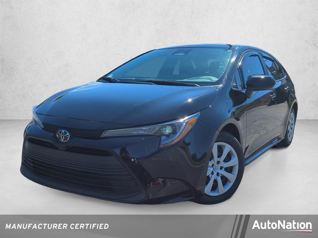 Certified 2025 Toyota Corolla LE Sedan