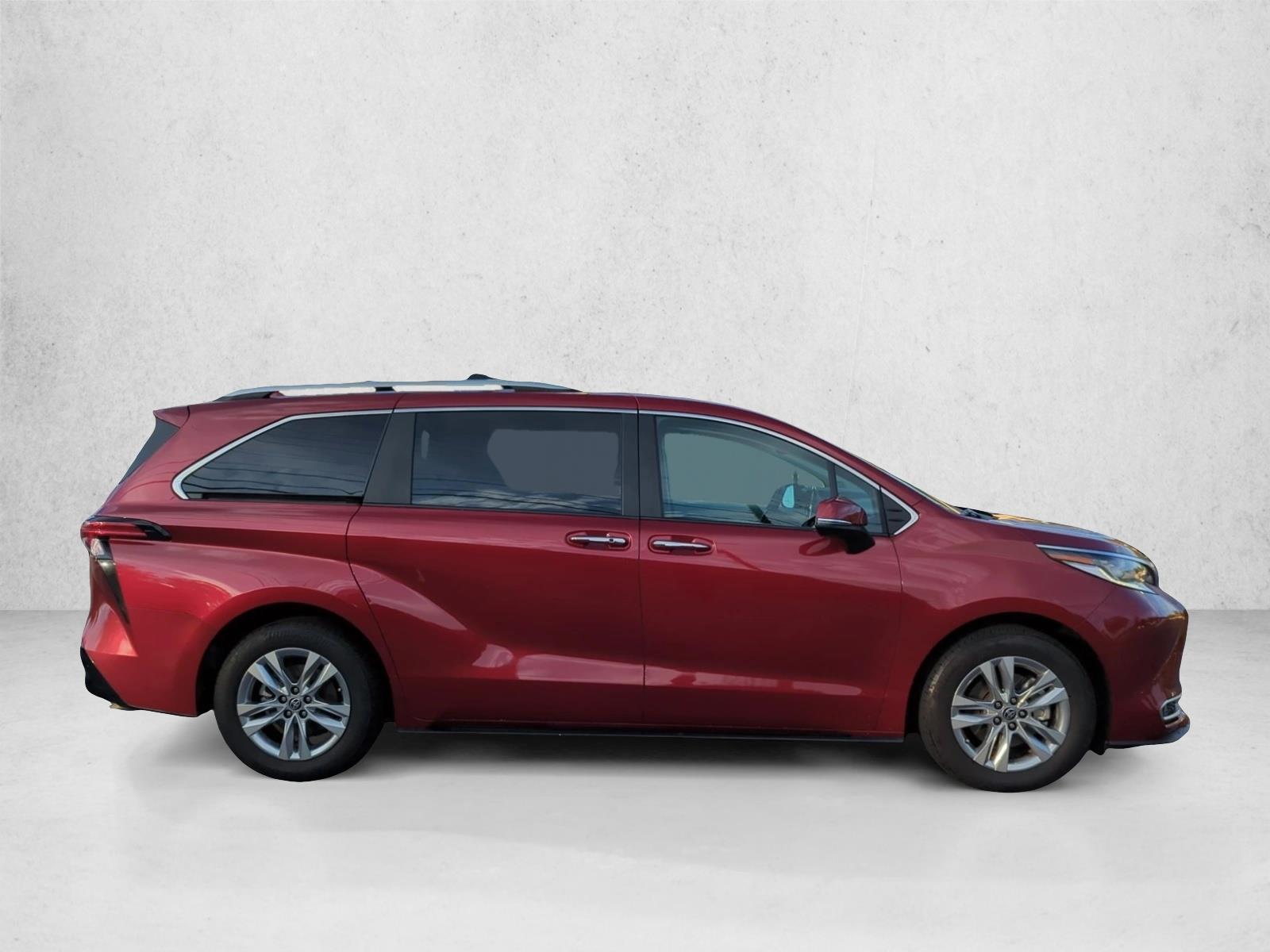 Certified 2022 Toyota Sienna Limited 7 Passenger Van Passenger Van