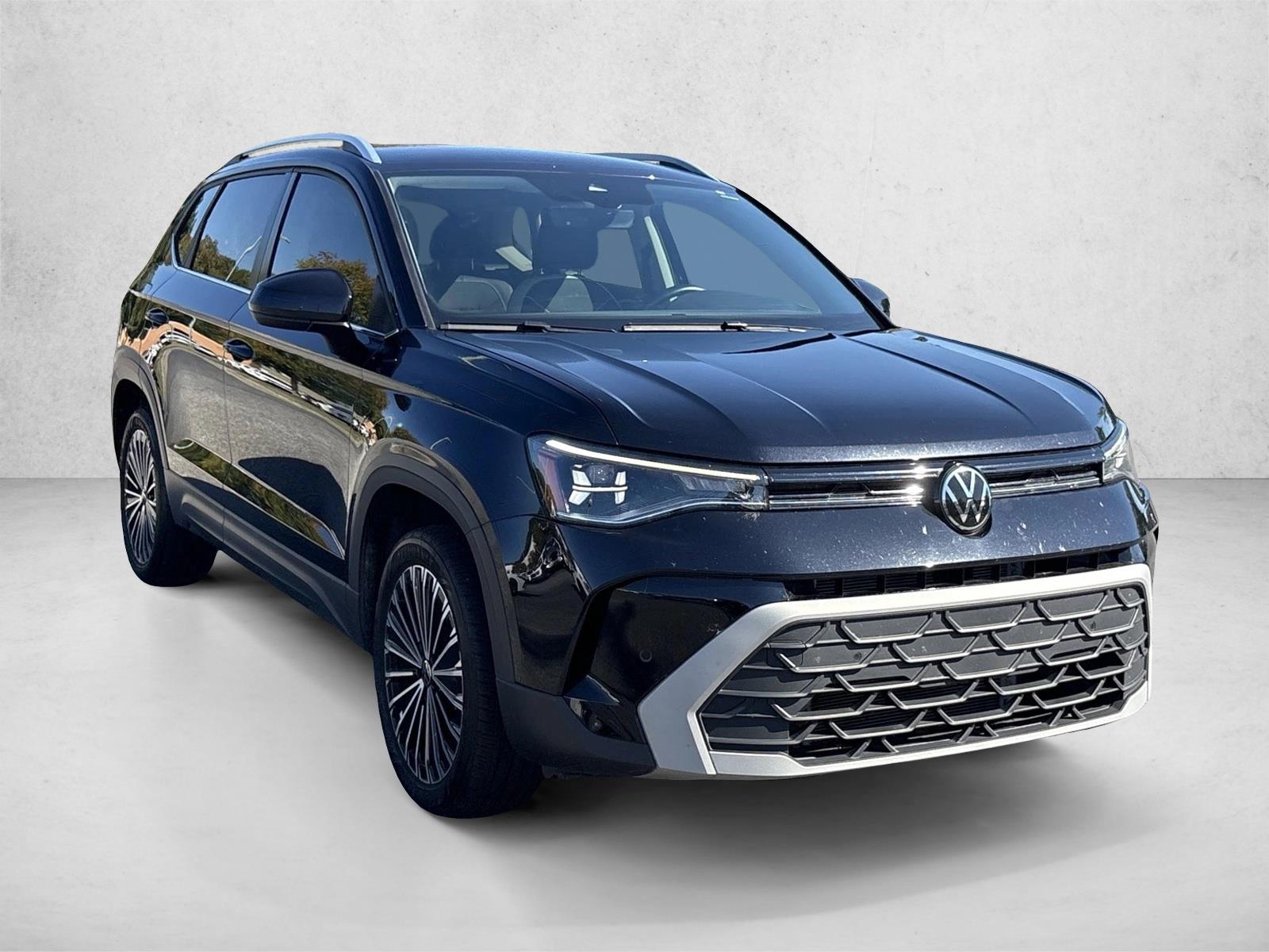 Used 2025 Volkswagen Taos 1.5T SE SUV