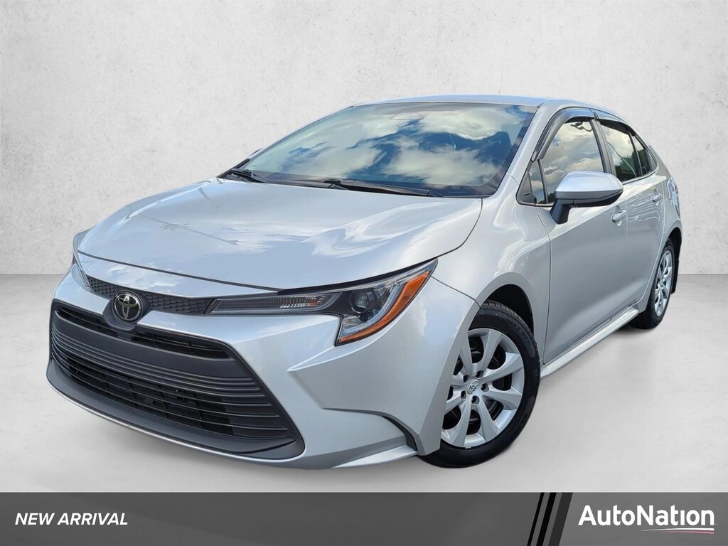 Certified 2025 Toyota Corolla LE Sedan