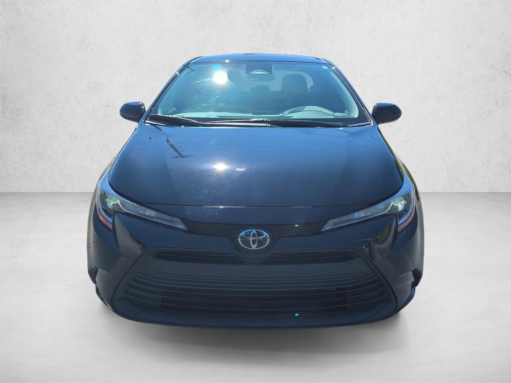 Certified 2025 Toyota Corolla LE Sedan
