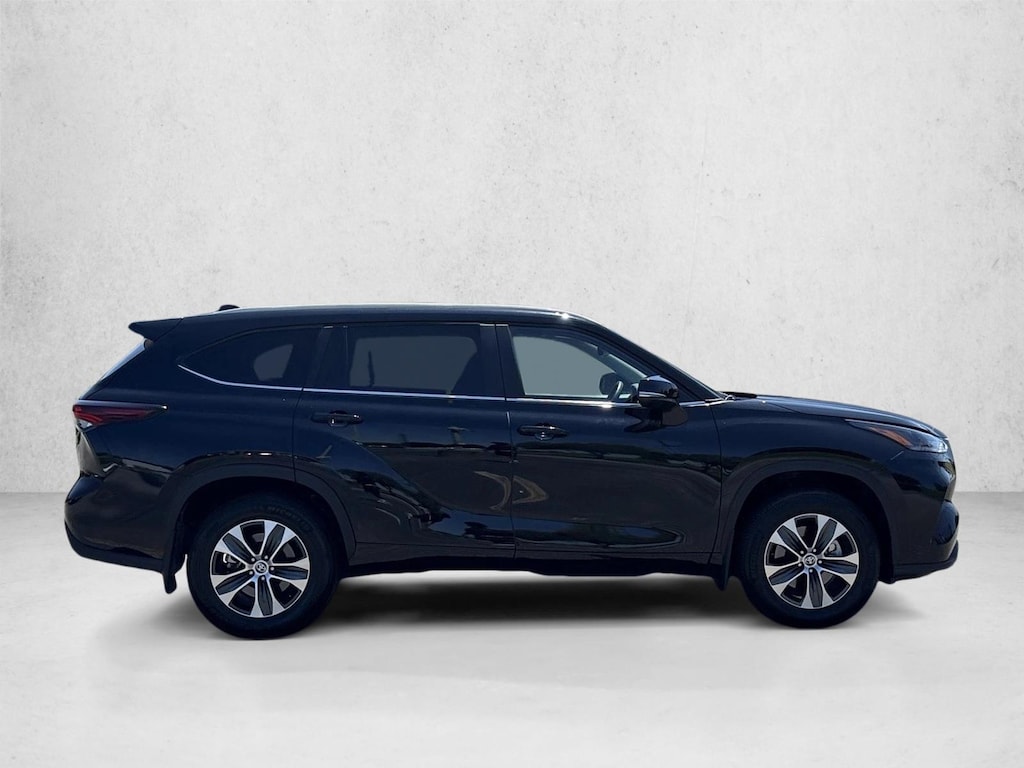 Certified 2026 Toyota Highlander XLE SUV
