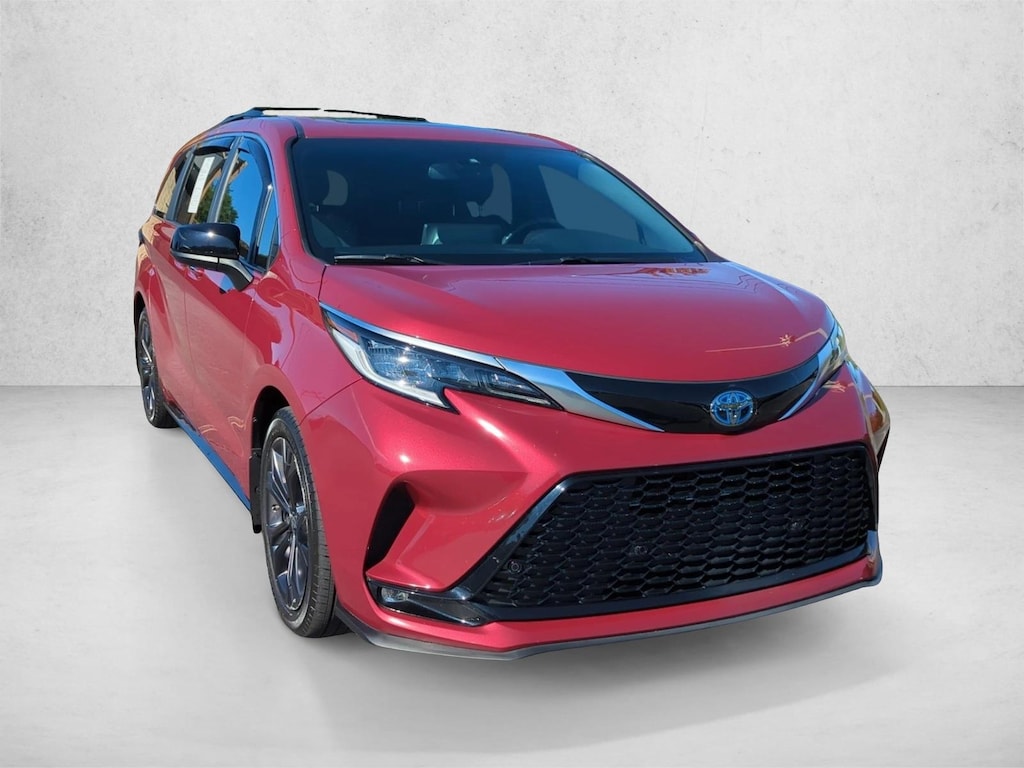 Certified 2024 Toyota Sienna XSE 7 Passenger Van Passenger Van