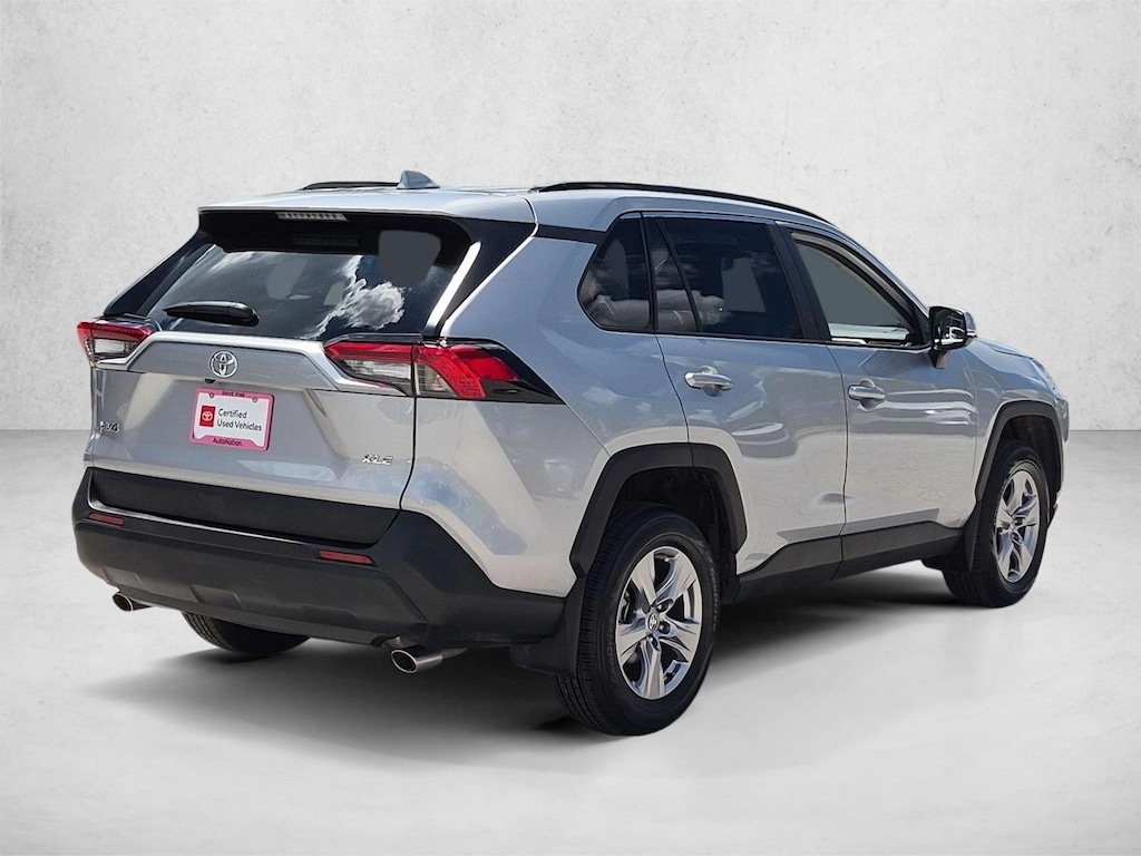 Used 2024 Toyota RAV4 XLE SUV