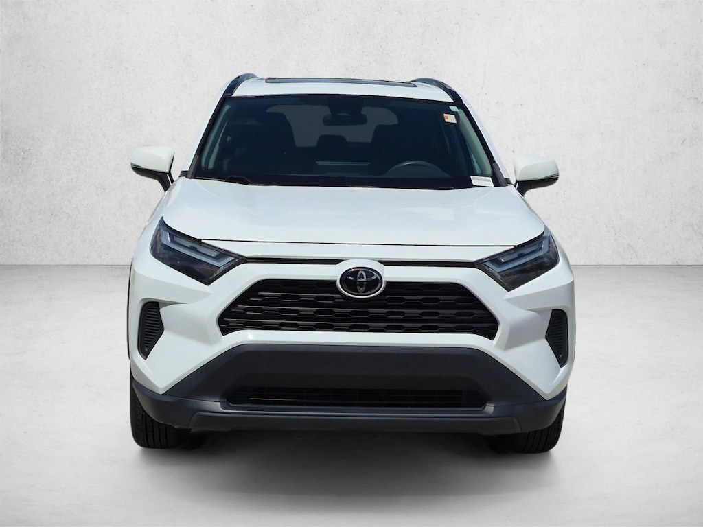 Used 2022 Toyota RAV4 XLE SUV