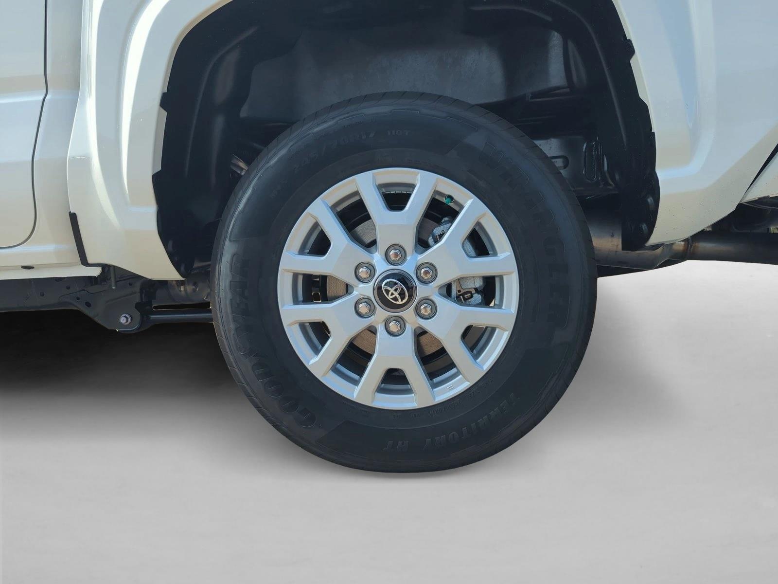 2026 Toyota Tacoma SR5 - Photo 9