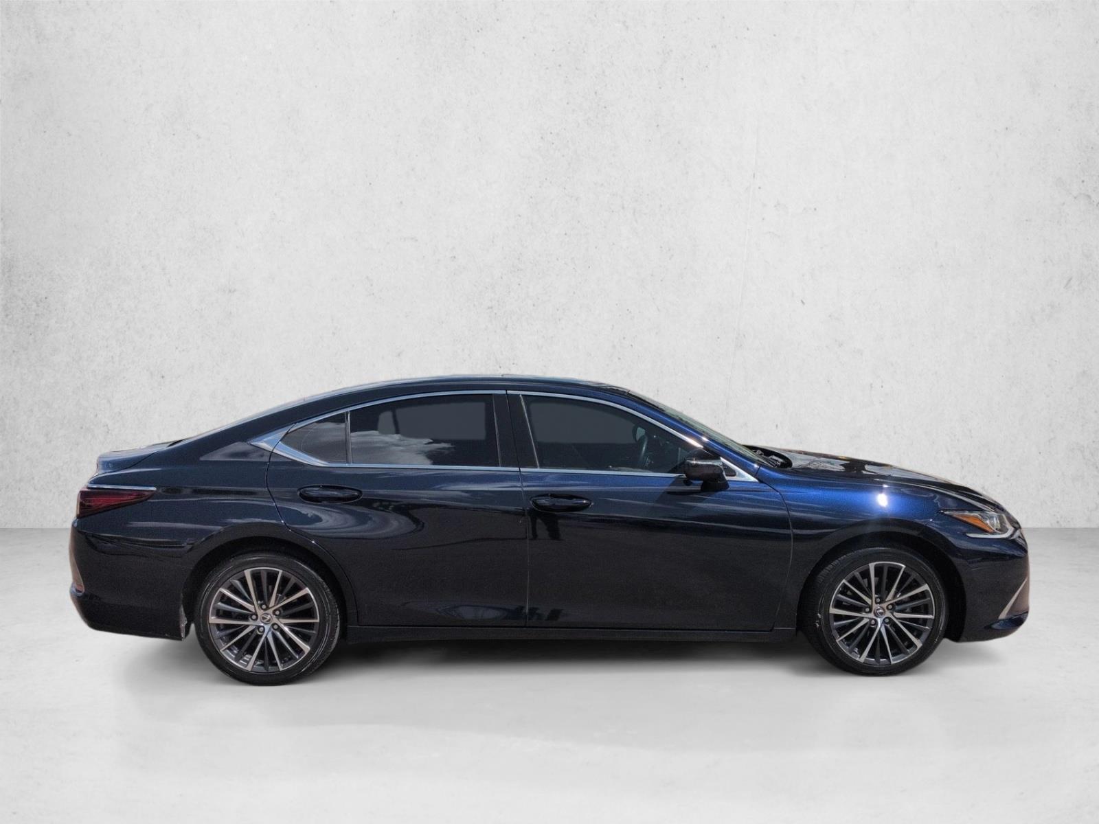 Used 2022 Lexus ES 350 Sedan
