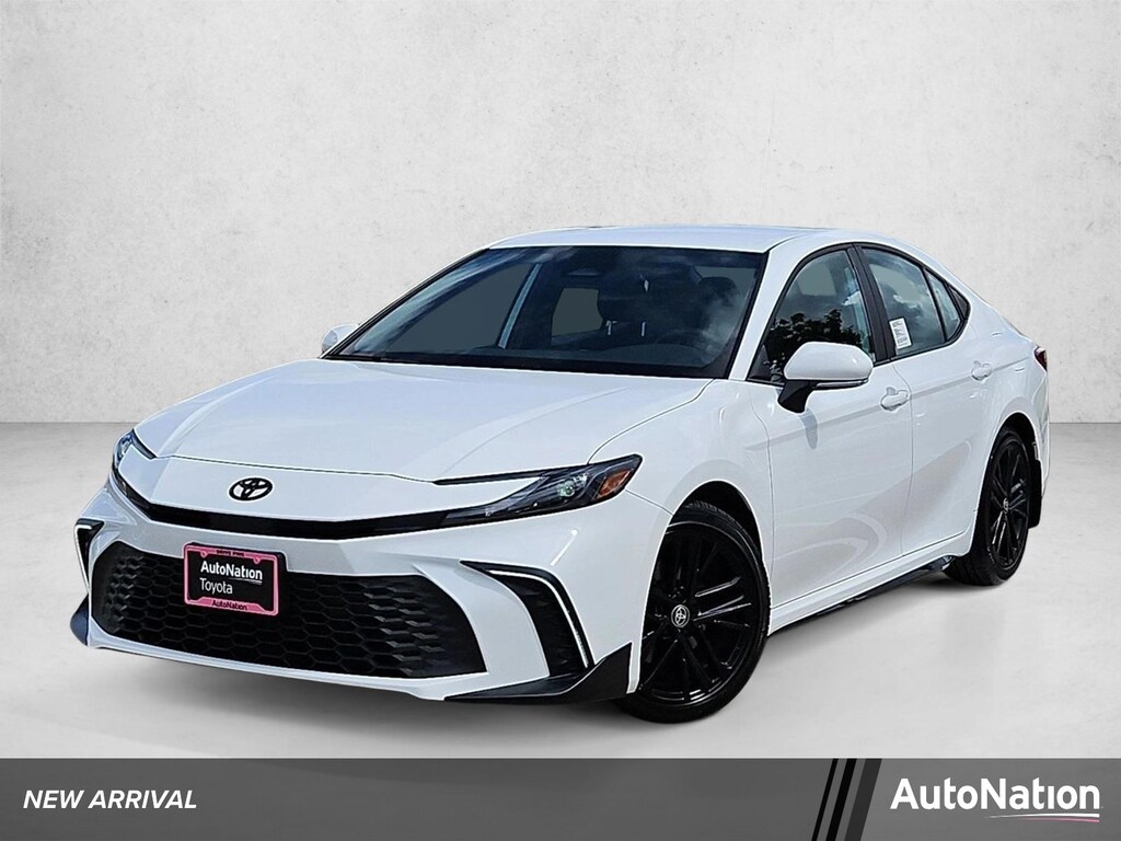 Used 2026 Toyota Camry SE Sedan