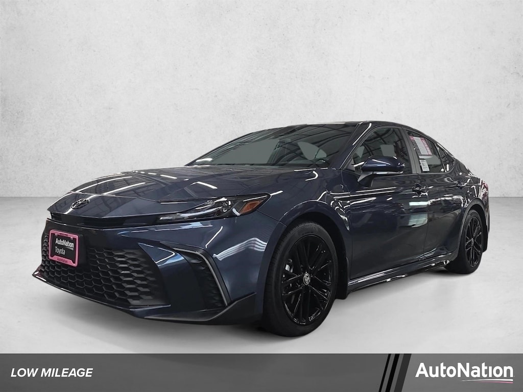 Used 2026 Toyota Camry SE Sedan