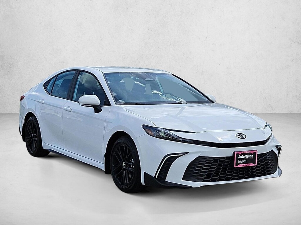 Used 2026 Toyota Camry SE Sedan
