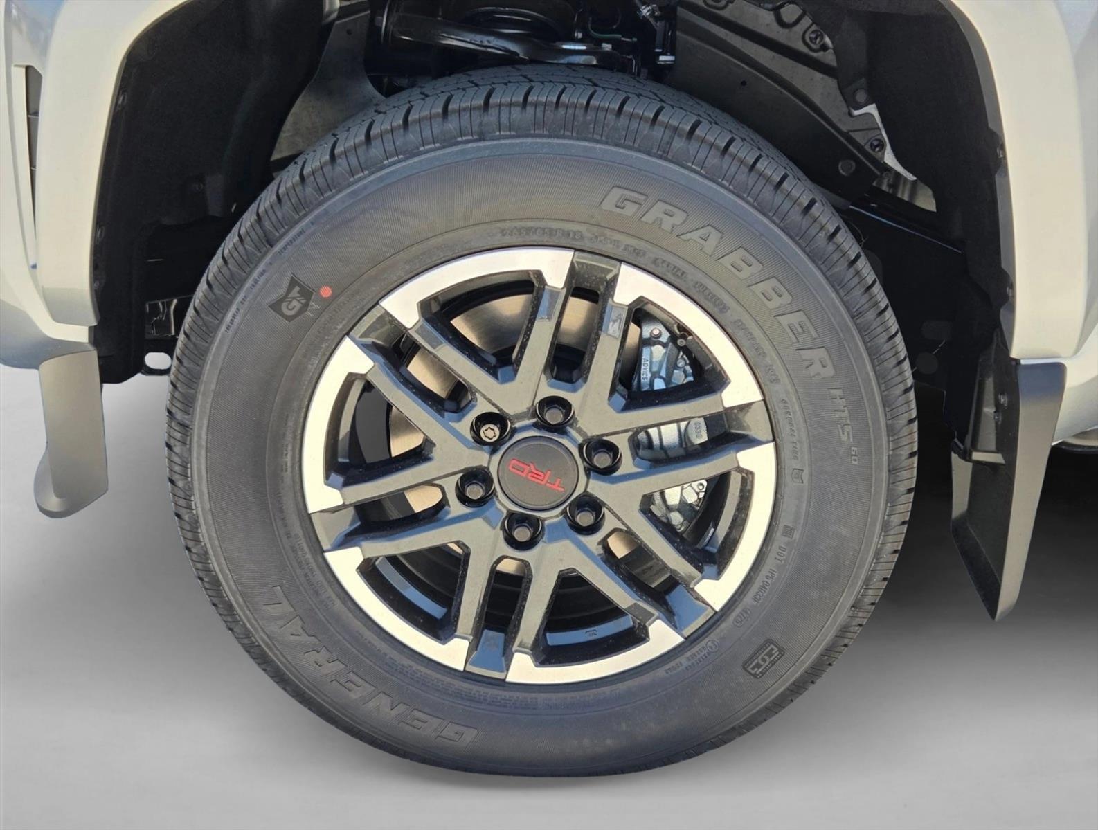 2026 Toyota Tacoma TRD Sport - Photo 10