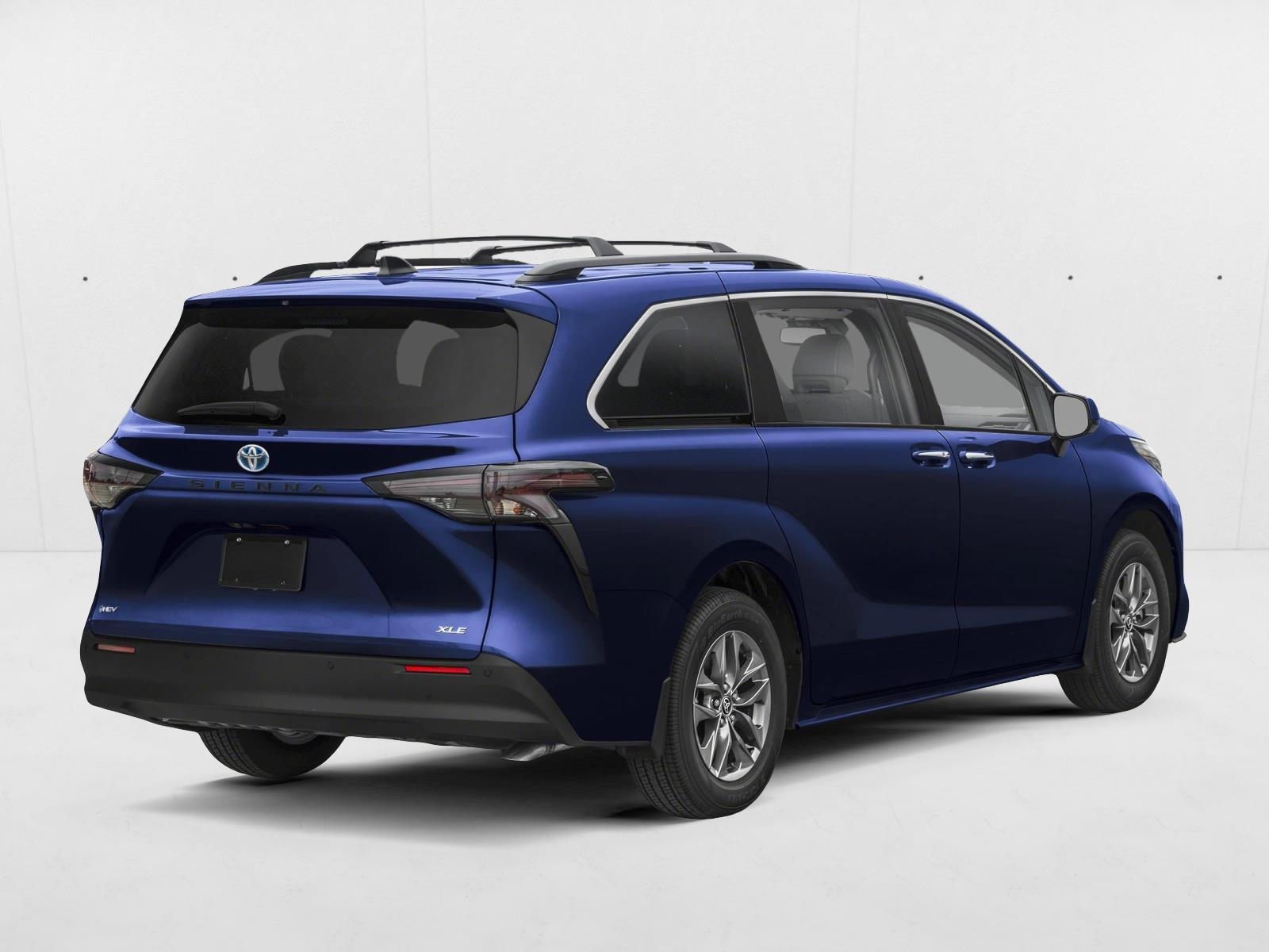 2026 Toyota Sienna XLE 8 PASSENGER, photo 2