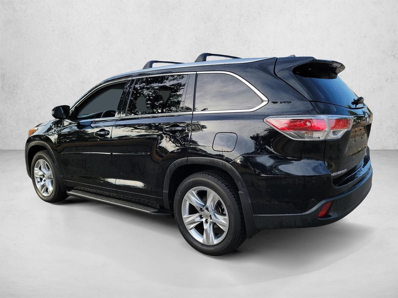 2015 Toyota Highlander Limited Platinum V6 SUV, photo 7