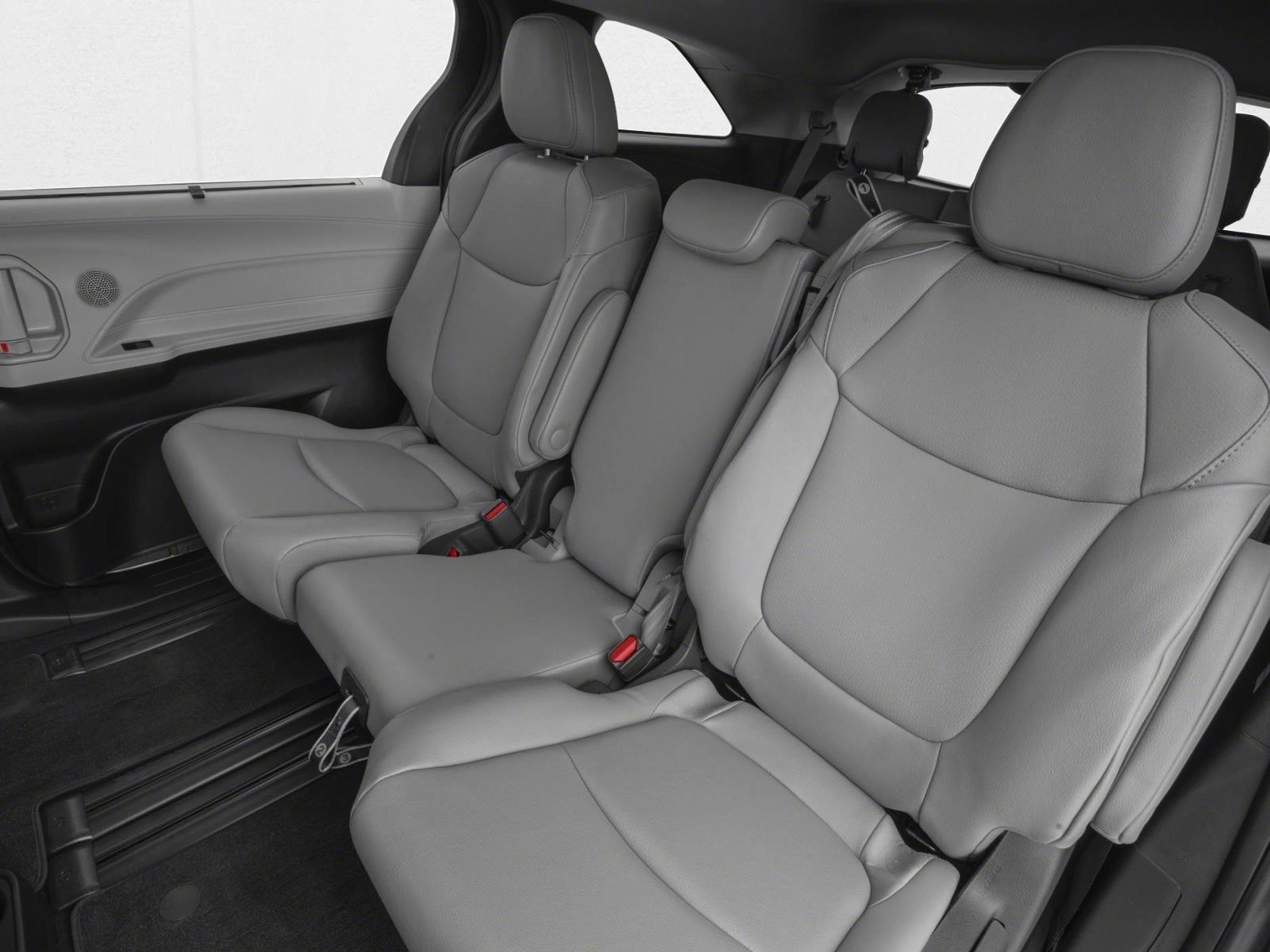 2026 Toyota Sienna XLE 8 PASSENGER, photo 9
