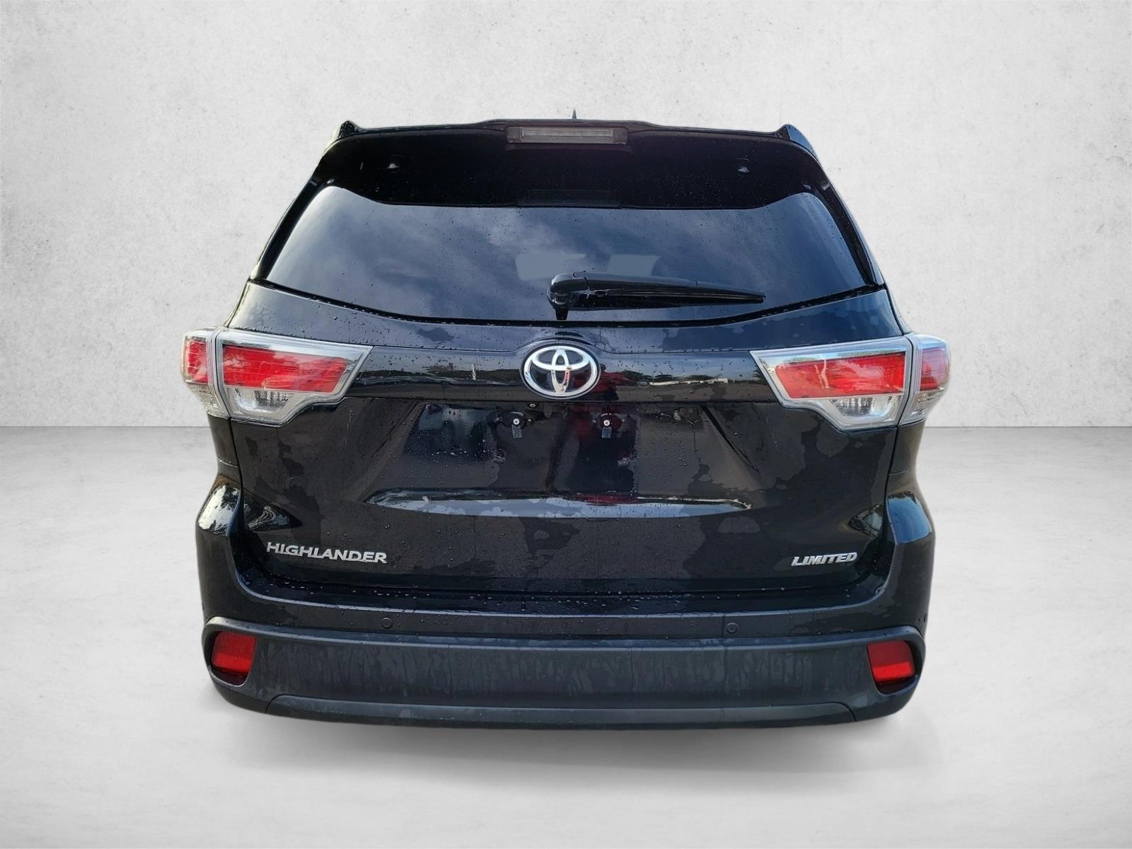 2015 Toyota Highlander Limited Platinum V6 SUV, photo 6