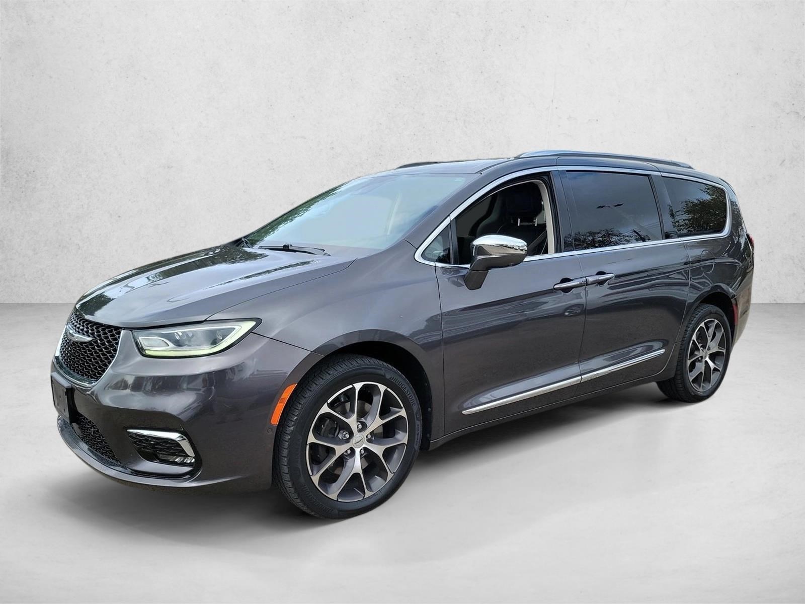 Used 2021 Chrysler Pacifica Limited Van Passenger Van