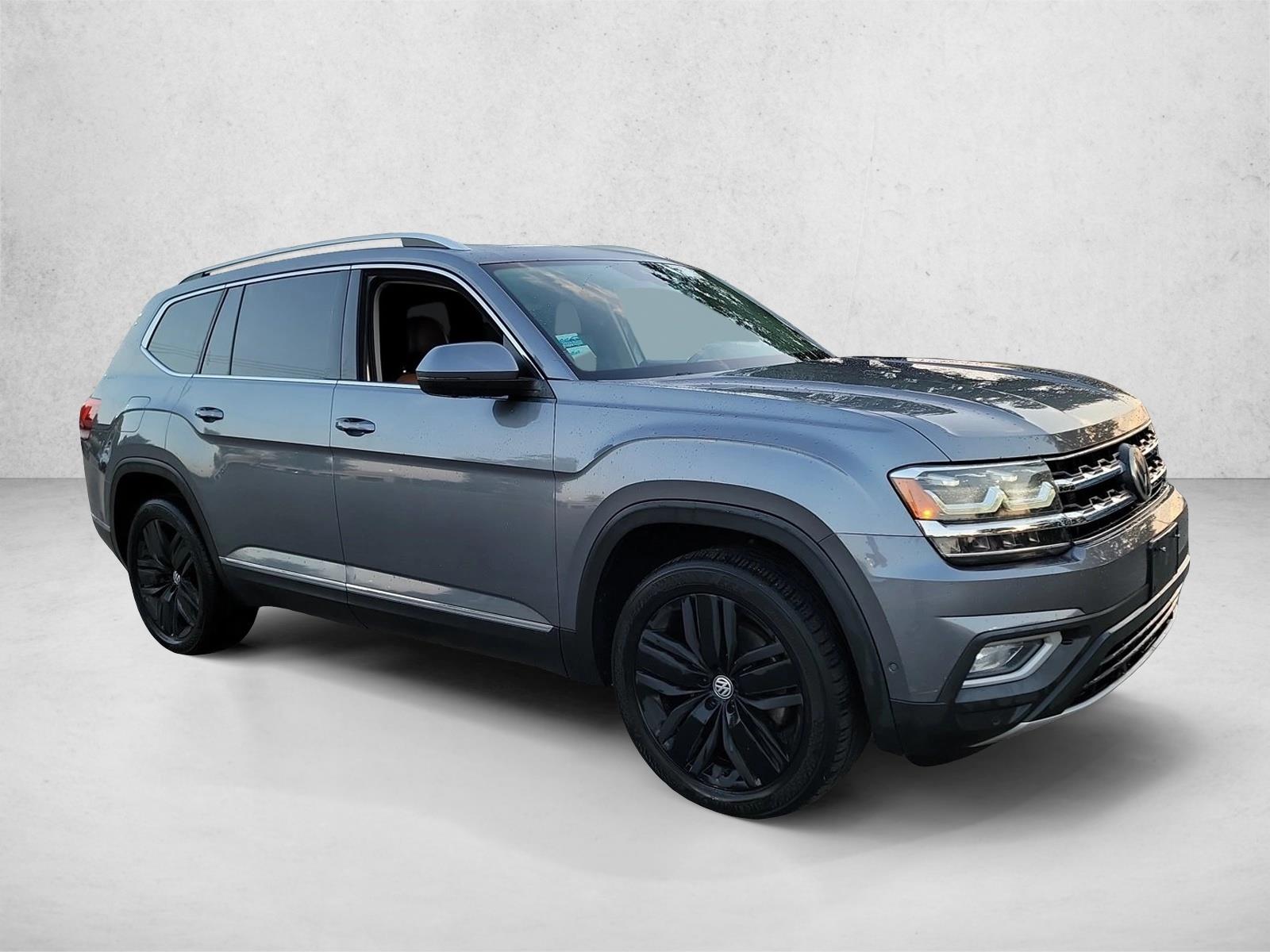 2018 Volkswagen Atlas 3.6L V6 SEL Premium 4MOTION SUV, photo 3