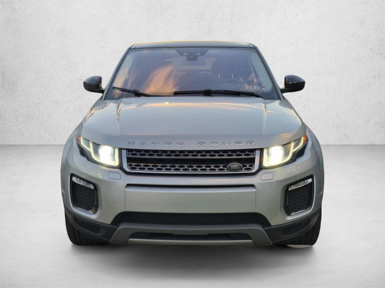 Used 2016 Land Rover Range Rover Evoque HSE with VIN SALVR2BG6GH080815 for sale in Davie, FL