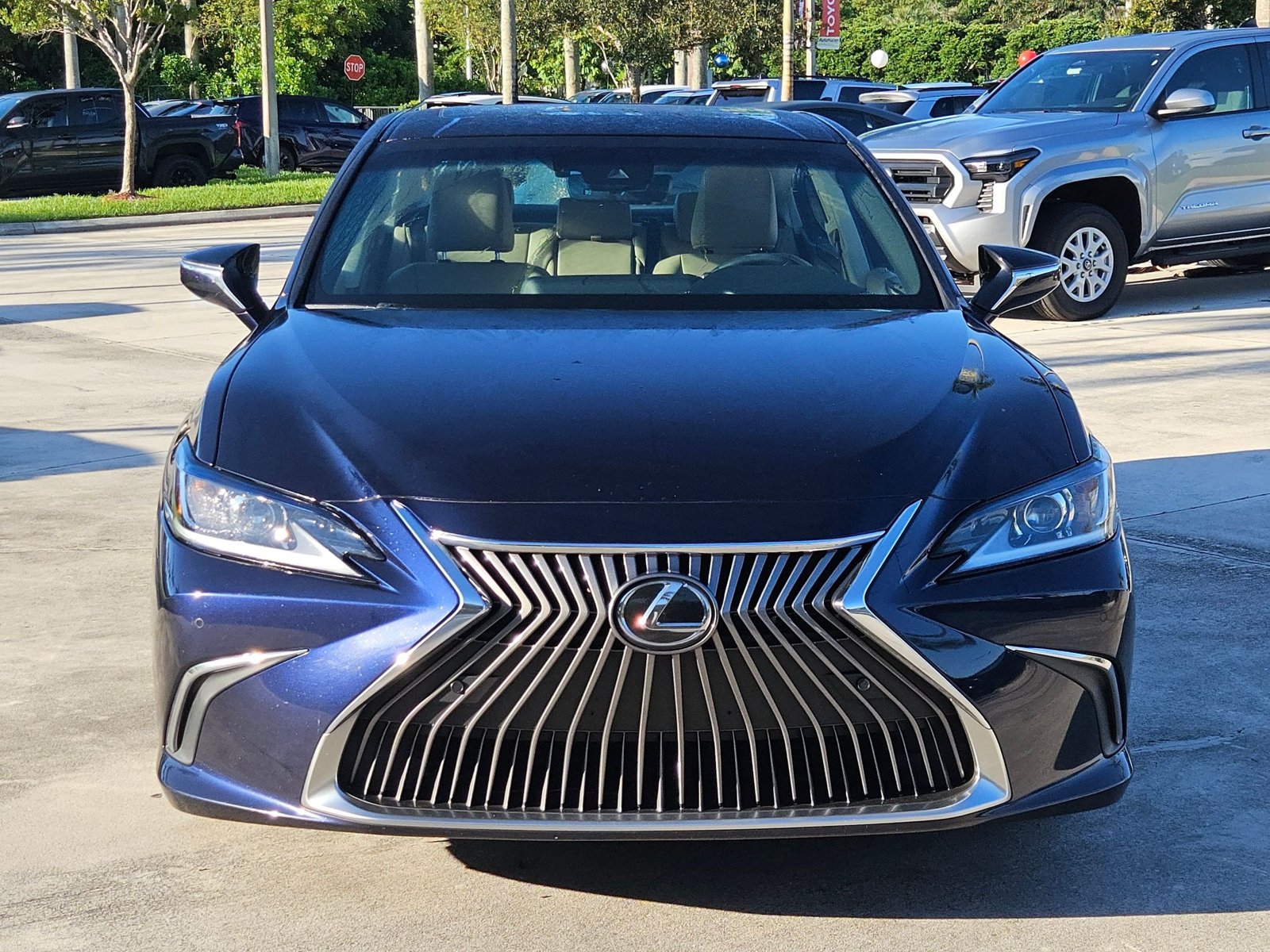 Used 2021 Lexus ES 250 Sedan