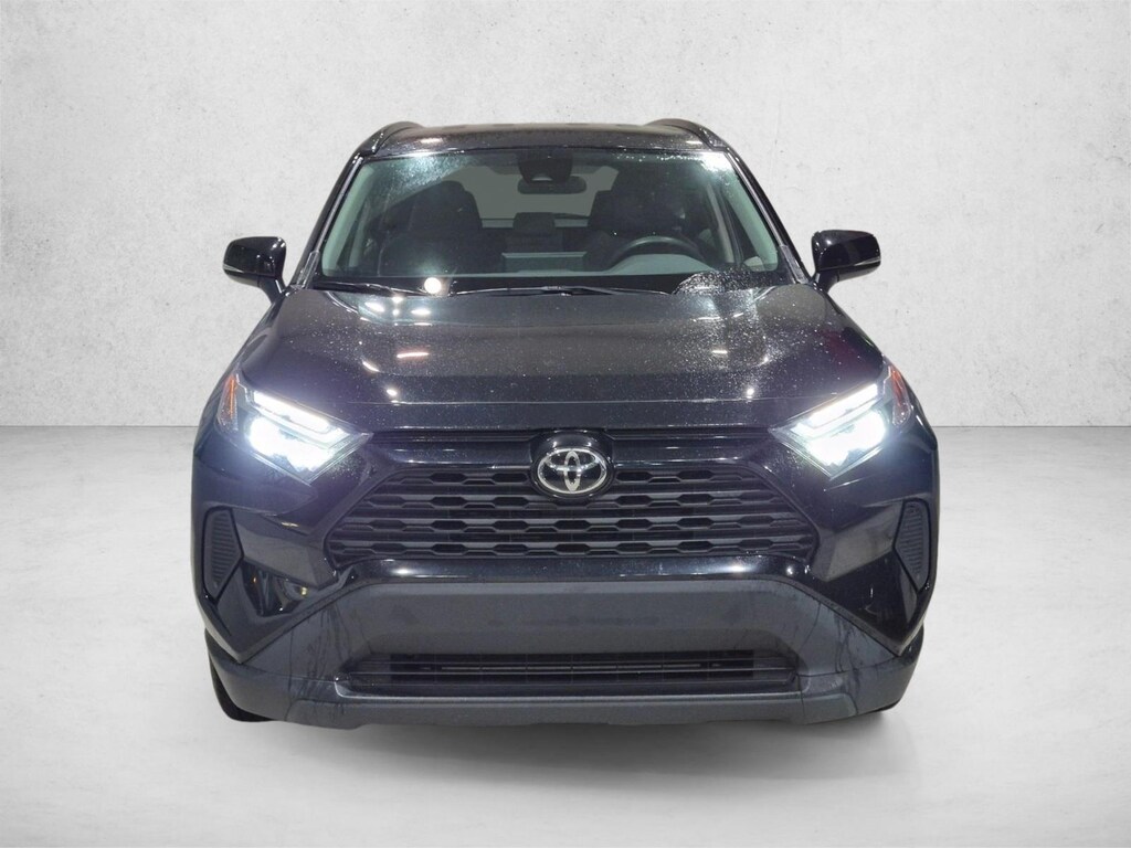 Used 2025 Toyota RAV4 XLE SUV