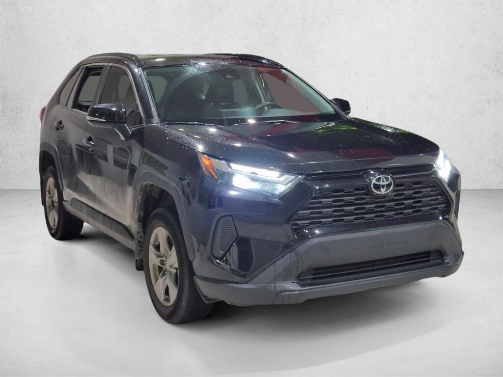Used 2025 Toyota RAV4 XLE SUV