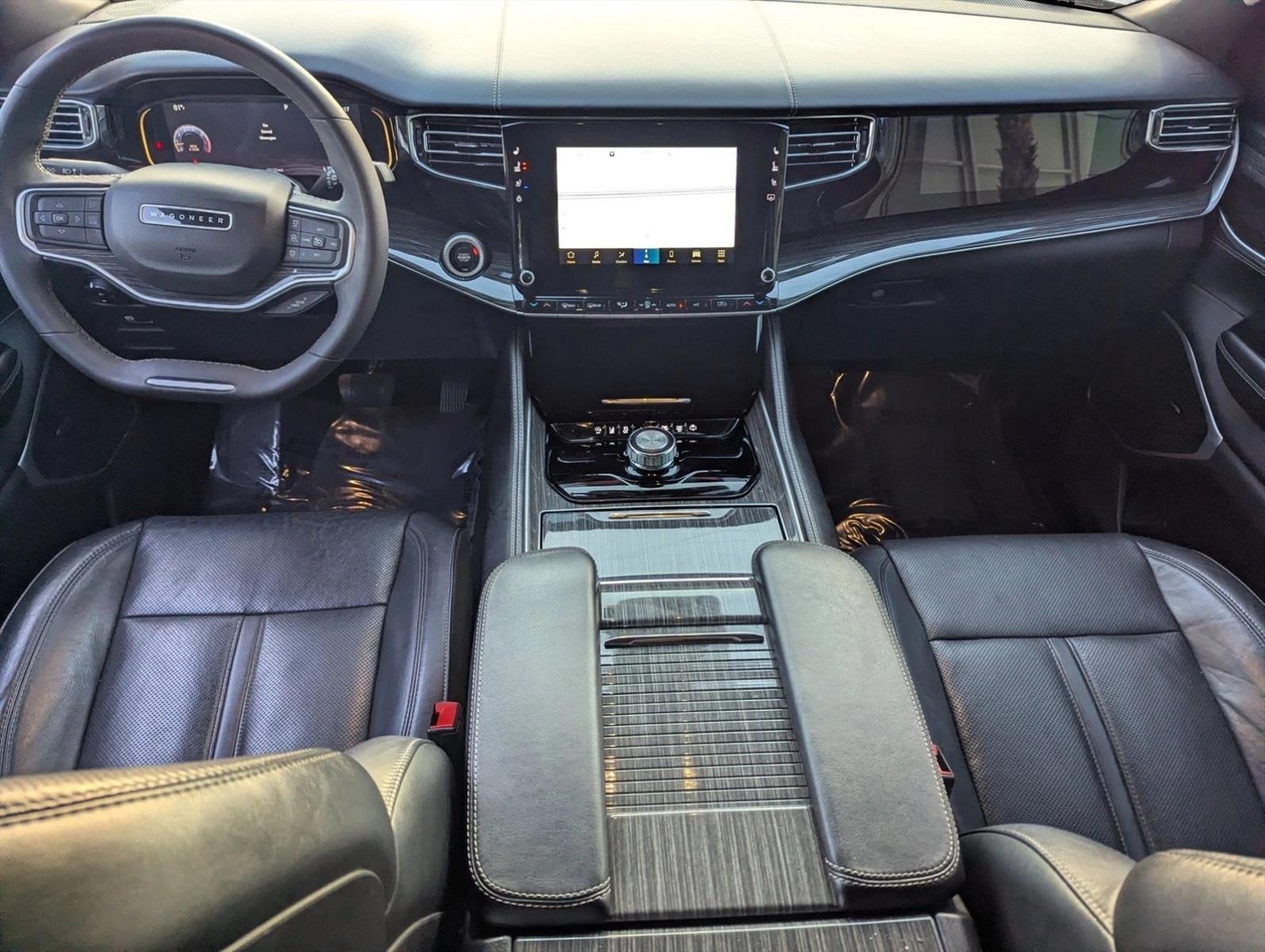 2022 Jeep Wagoneer Series II - Photo 17