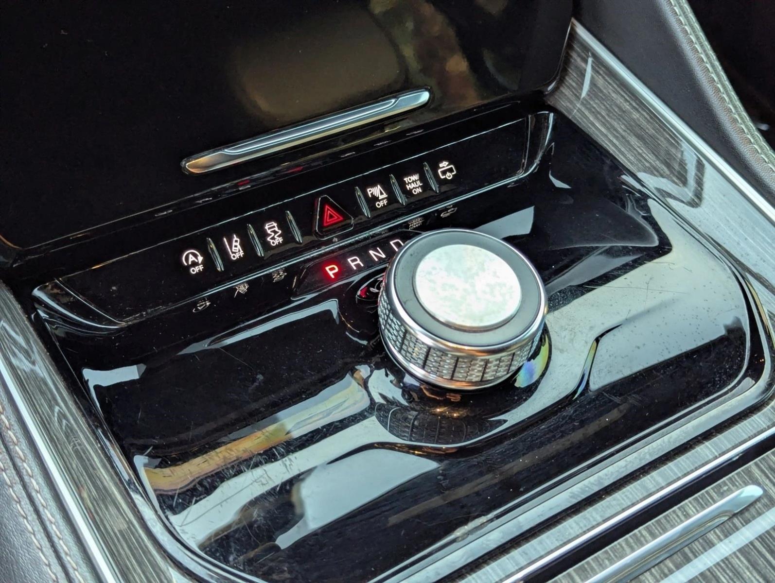 2022 Jeep Wagoneer Series II - Photo 11