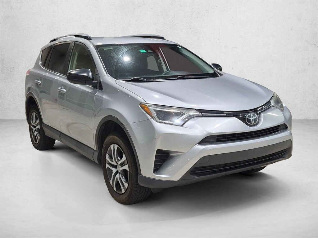 Used 2018 Toyota RAV4 LE SUV