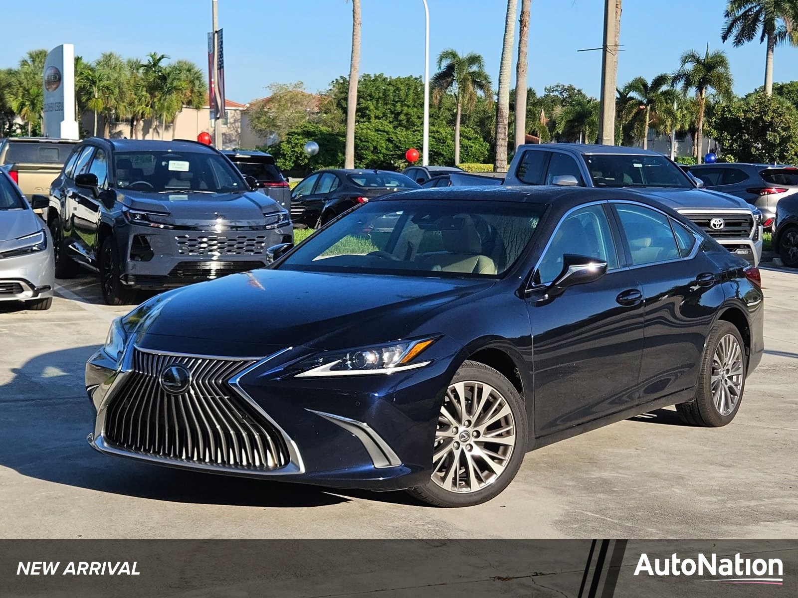Used 2021 Lexus ES 250 Sedan