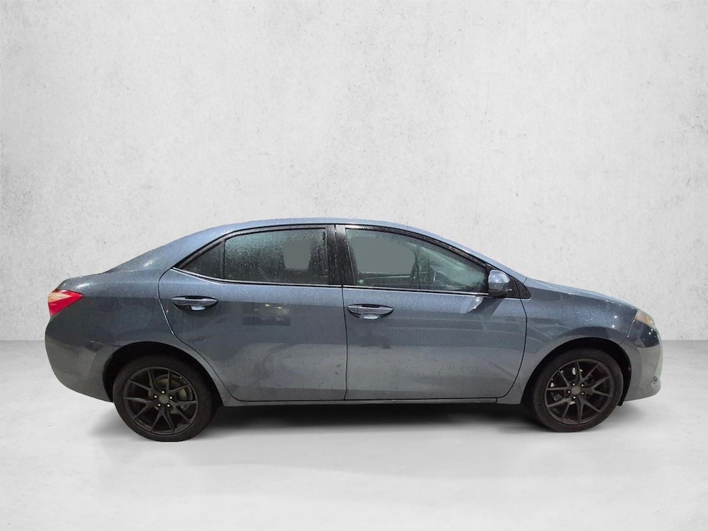 Used 2017 Toyota Corolla LE Sedan