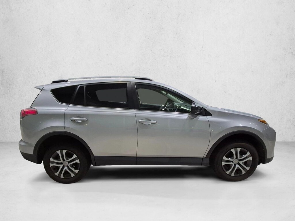 Used 2018 Toyota RAV4 LE SUV