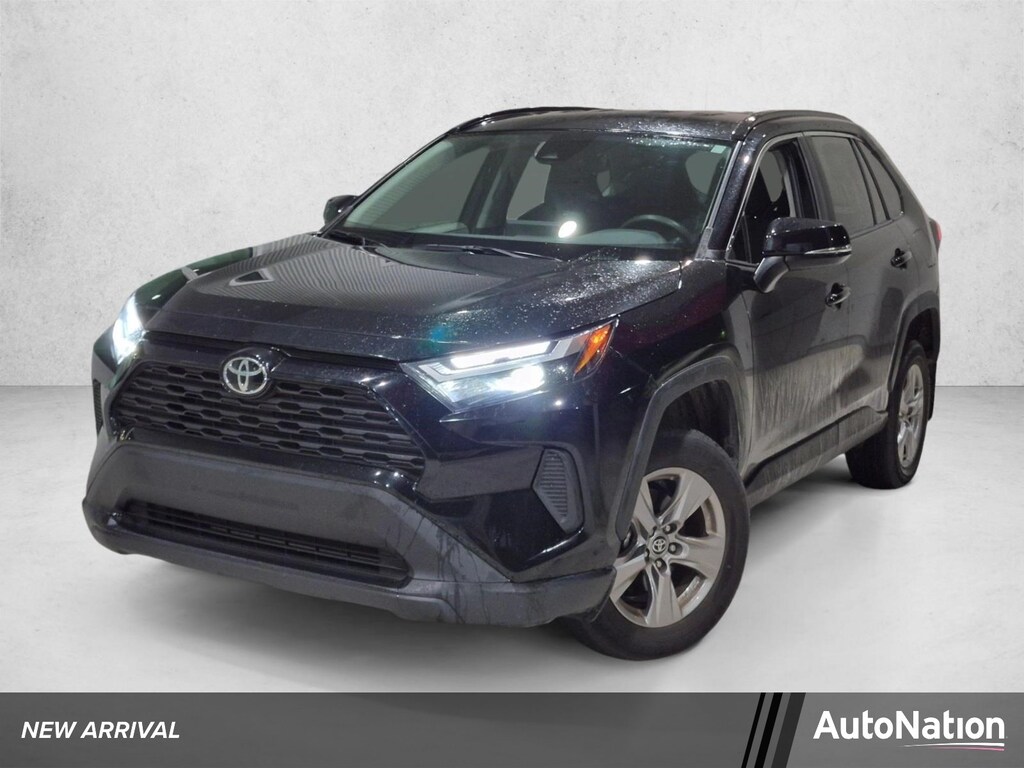 Used 2025 Toyota RAV4 XLE SUV
