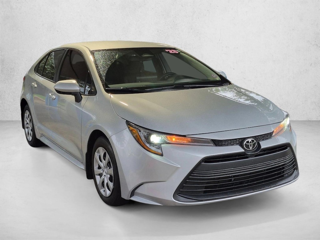 Used 2025 Toyota Corolla LE Sedan
