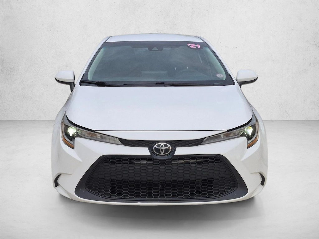 Used 2021 Toyota Corolla LE Sedan