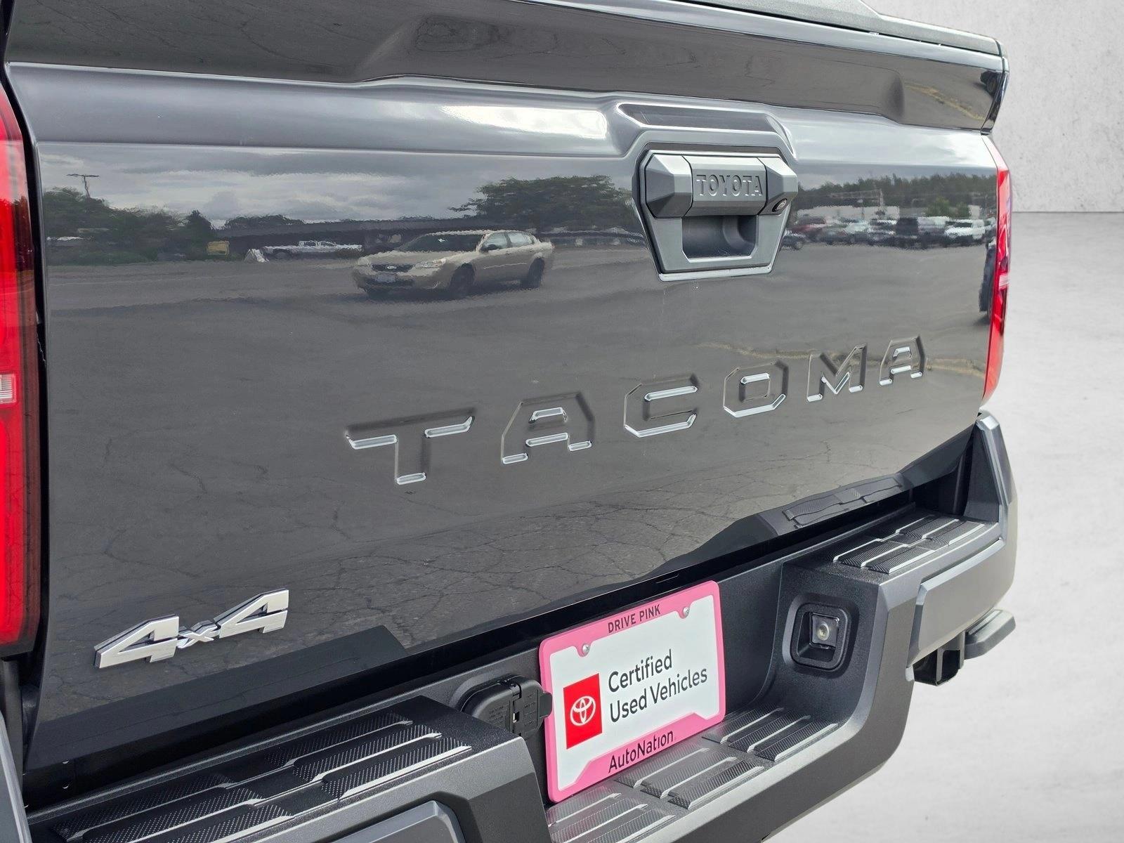 2026 Toyota Tacoma SR5 - Photo 14