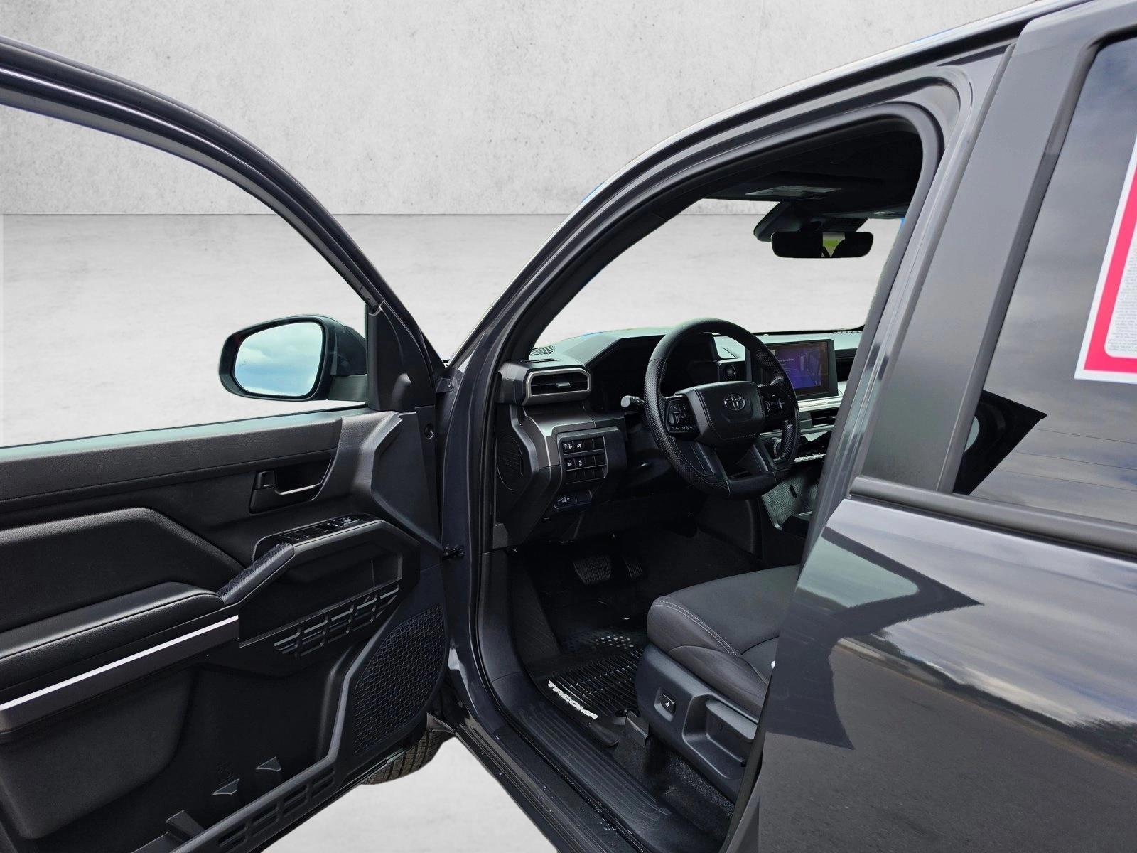 2026 Toyota Tacoma SR5 - Photo 21