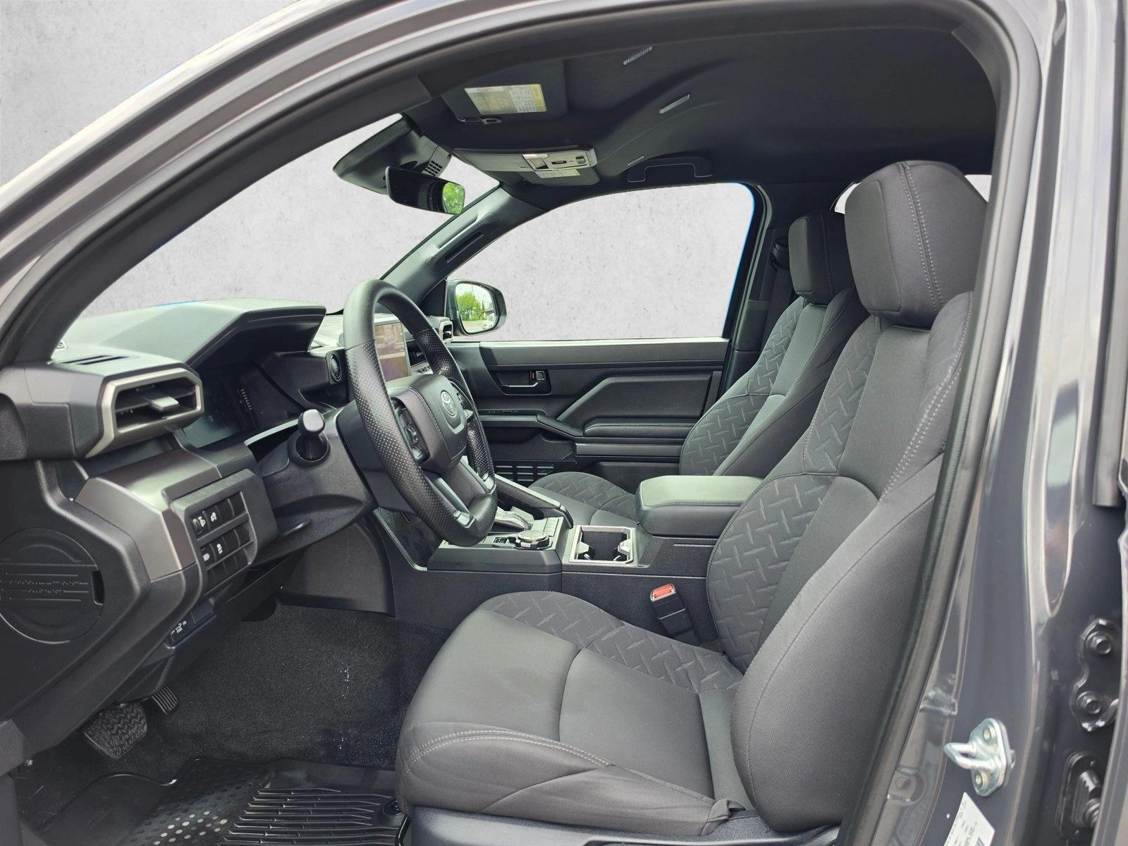 2026 Toyota Tacoma SR5 - Photo 22