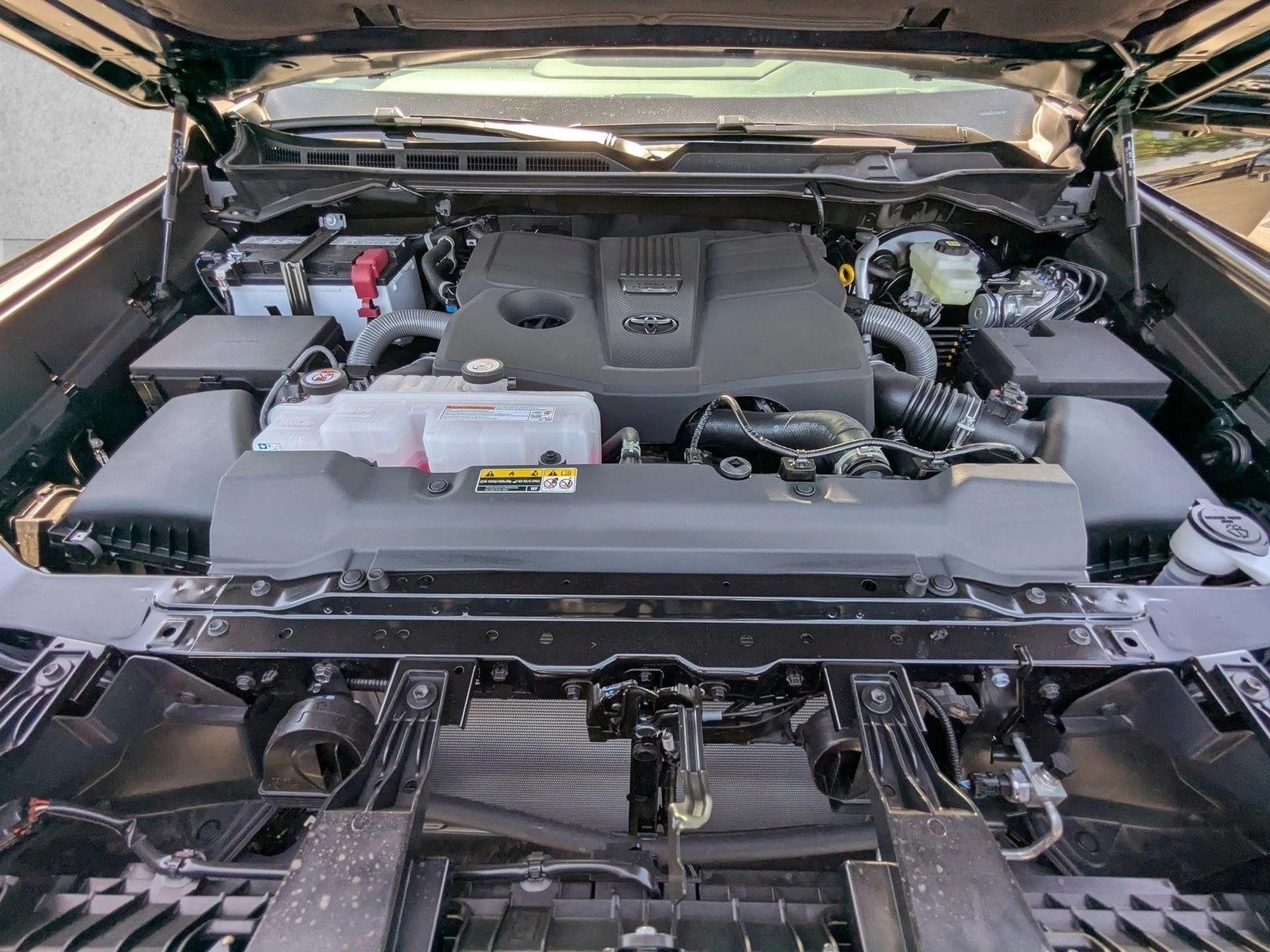 2026 Toyota Tundra Platinum - Photo 16