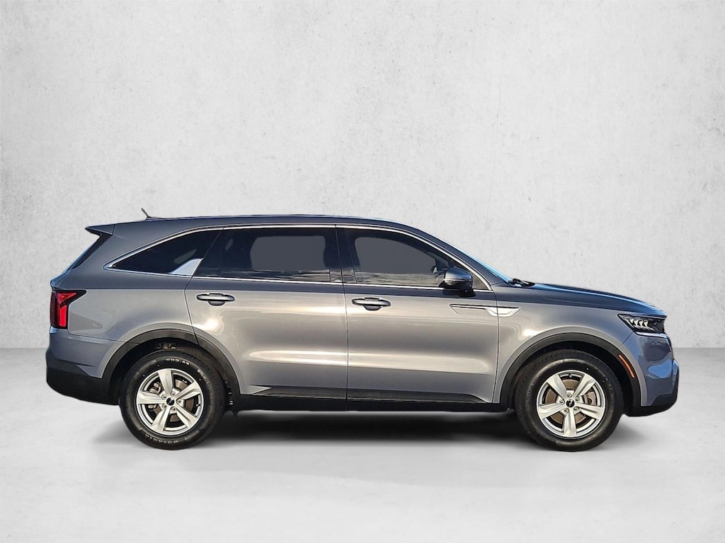 Used 2022 Kia Sorento LX SUV