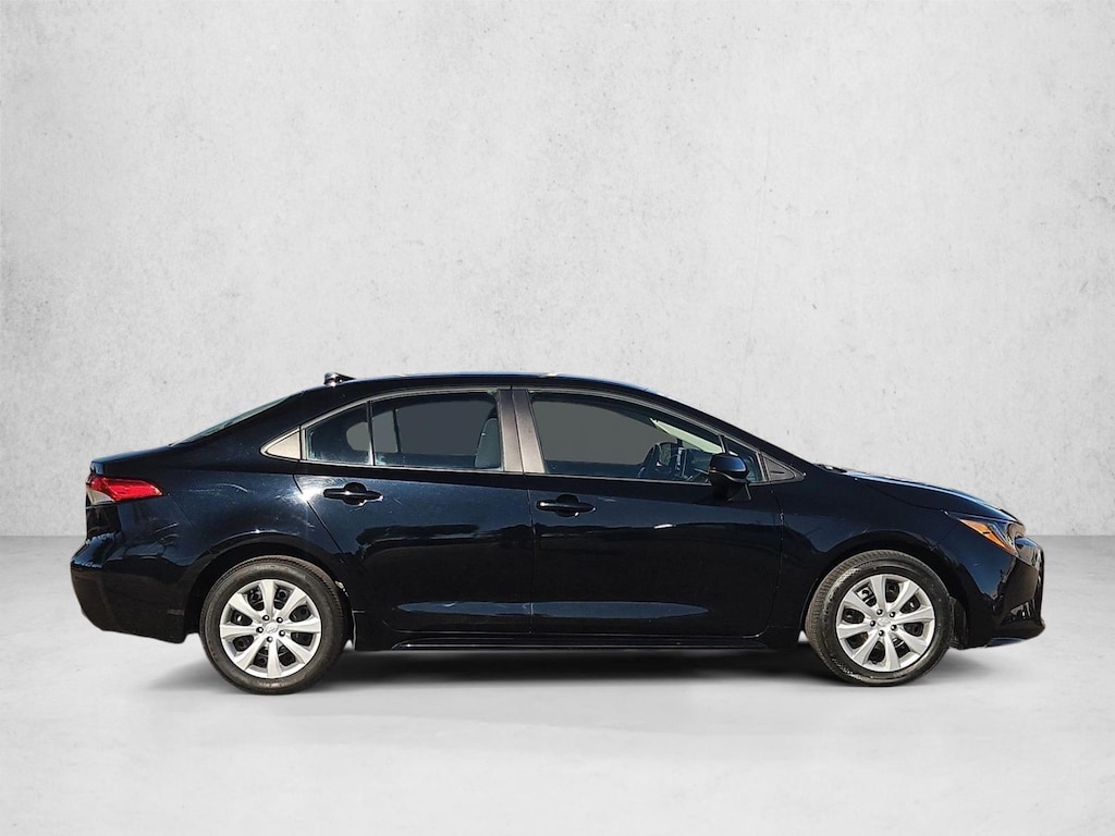 Used 2025 Toyota Corolla LE Sedan