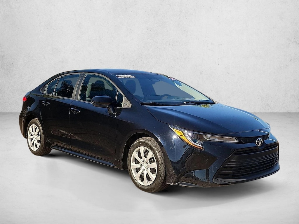 Used 2025 Toyota Corolla LE Sedan